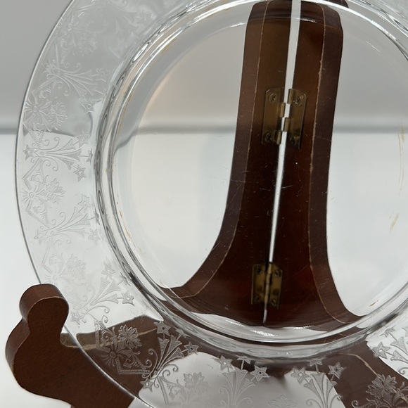 Vesta Clear Luncheon Plate by Glastonbury Lotus- set of 3 - Picture 5 of 16